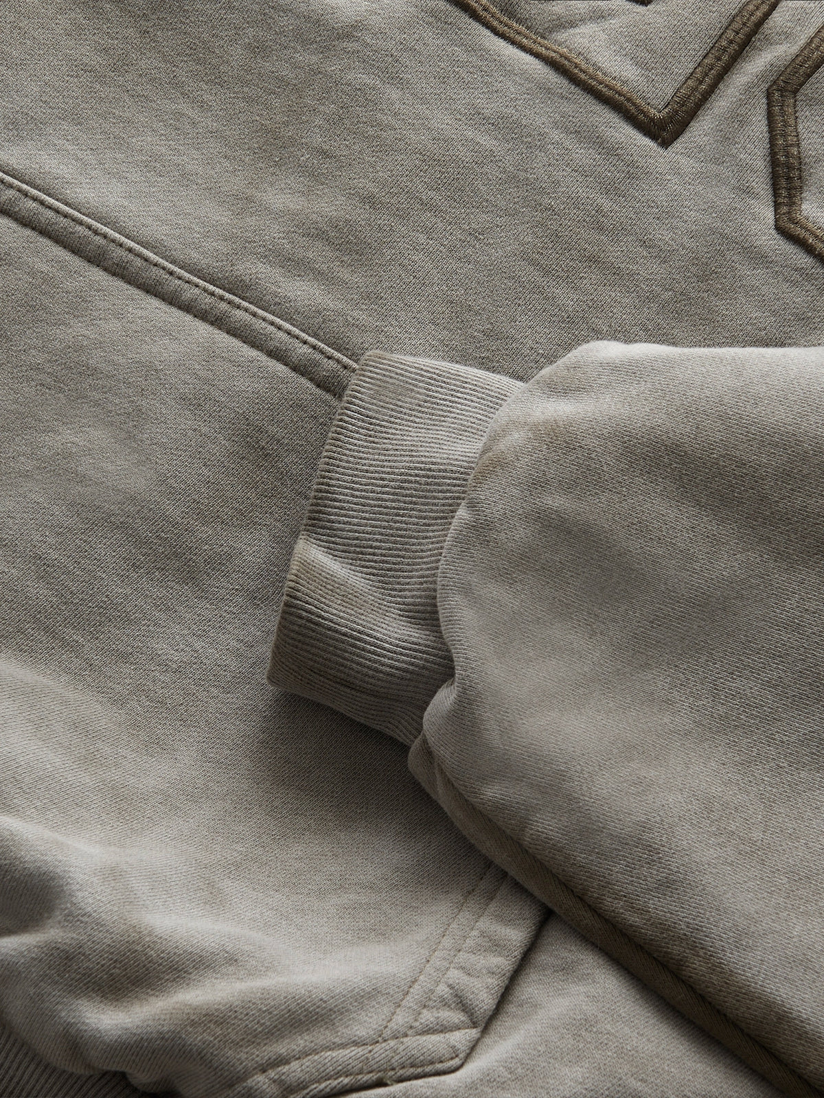 DOUBLE SKIN HOODIE SEO OLIVE