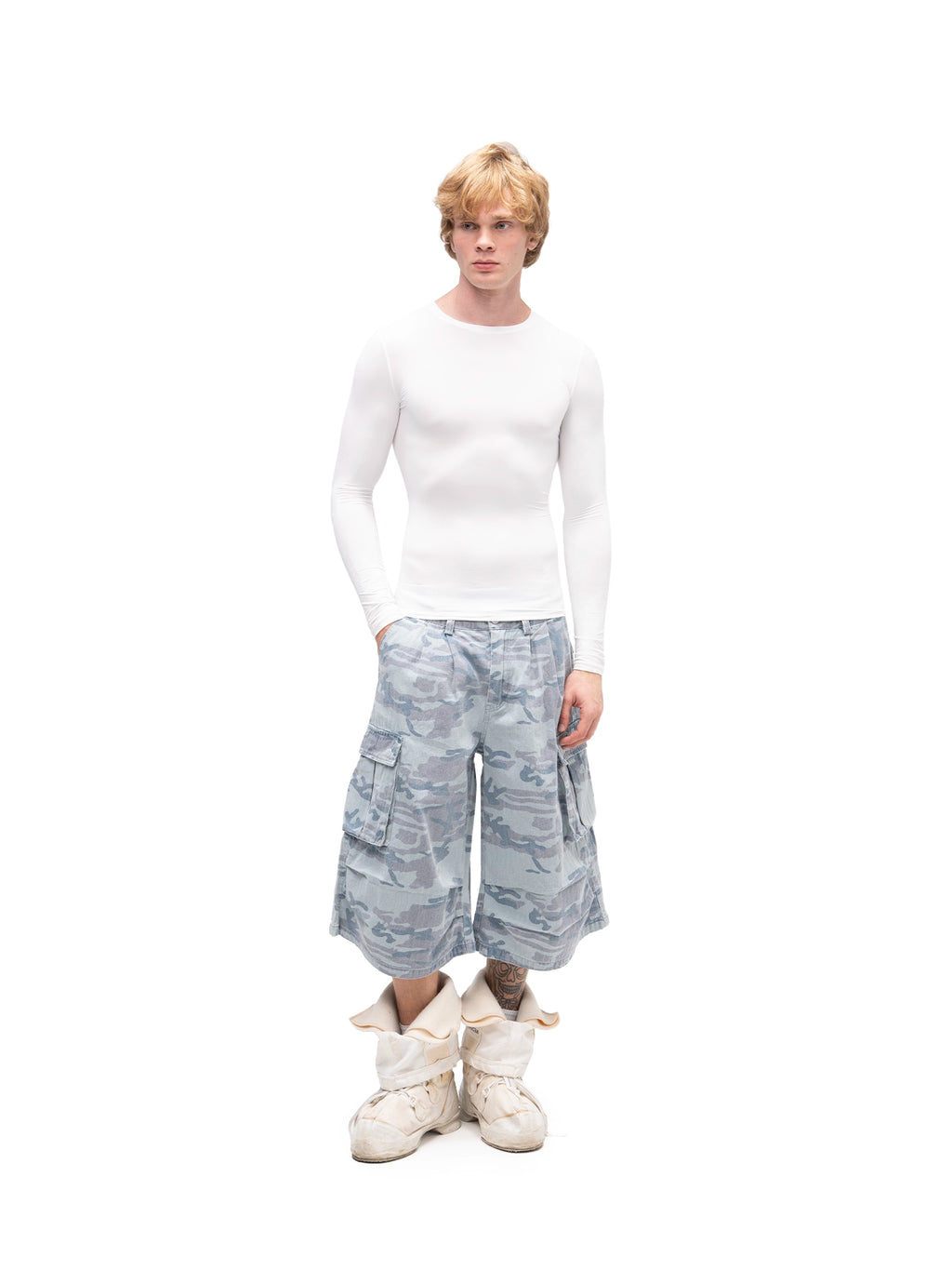 CARGO SHORTS BLUE CAMO
