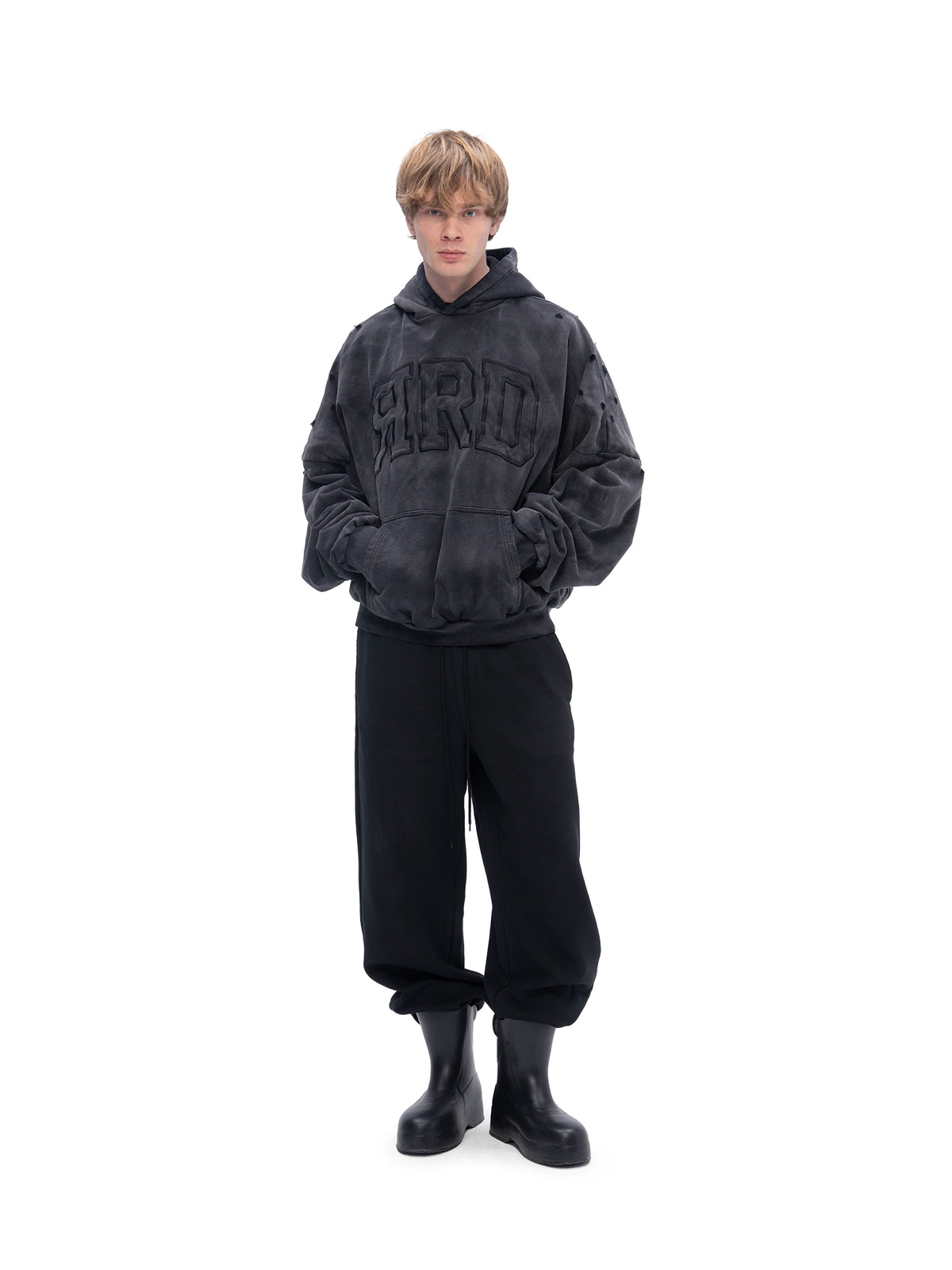 TRACK PANTS