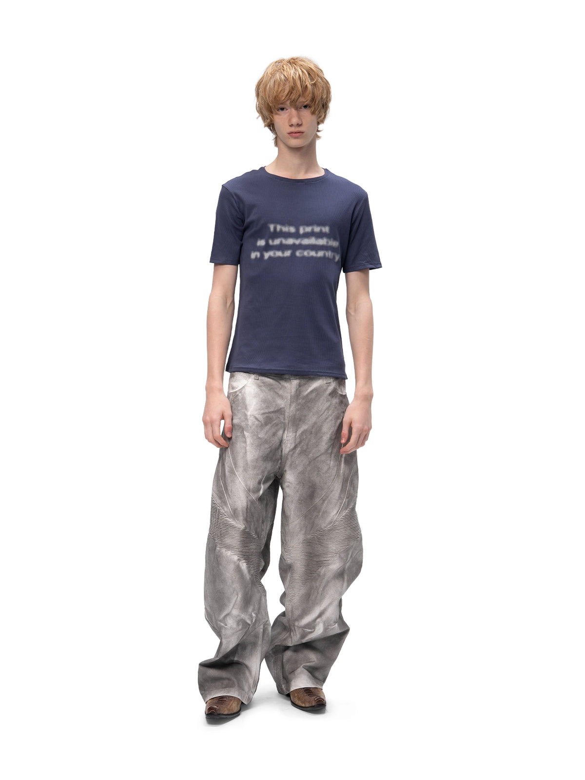 SLIM TEE This print is unavailable in your country